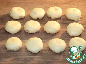 Пирожки с яблочной начинкой