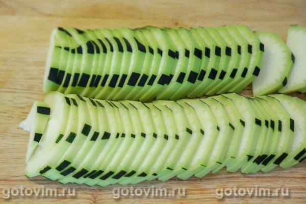 Кабачки, тушенные с лисичками в соевом соусе Кабачки, тушенные с лисичками в соевом соусе