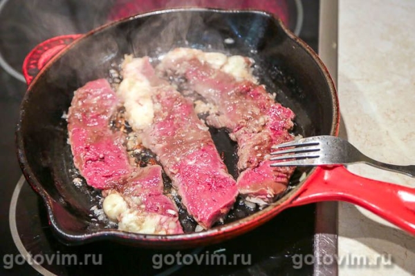 Жареные стейки из говяжьего сердца 