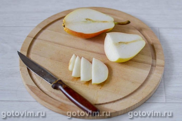 Фруктовый салат со свежим инжиром и грушей Фруктовый салат со свежим инжиром и грушей