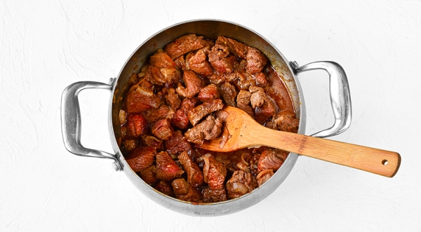 Говяжья вырезка с картошкой, пошаговый рецепт с фото на 493 ккал Говяжья вырезка с картошкой, пошаговый рецепт с фото на 493 ккал