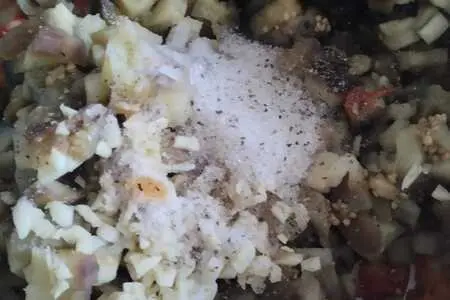 Баклажановая икра Баклажановая икра