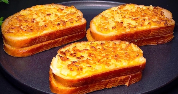 Готовы за 5 минут. Вкусные горячие бутерброды для всей семьи: 2 рецепта Готовы за 5 минут. Вкусные горячие бутерброды для всей семьи: 2 рецепта