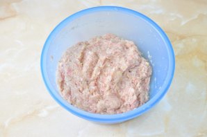 Люля-кебаб из свинины и курицы Люля-кебаб из свинины и курицы