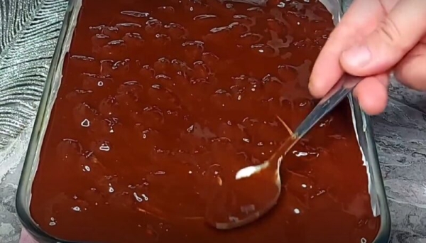 Пеку пока закипает чайник. Торт «Десятиминутка» — невероятно вкусно и просто Пеку пока закипает чайник. Торт «Десятиминутка» — невероятно вкусно и просто