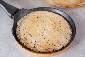 Блины на кислом молоке с дрожжами Блины на кислом молоке с дрожжами