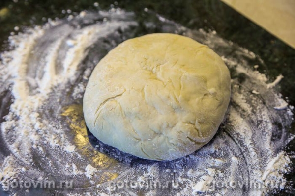 Рогалики с яблоками и орехами из теста на кефире Рогалики с яблоками и орехами из теста на кефире