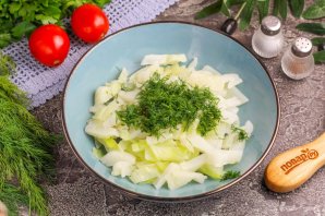 Салат из вареной капусты Салат из вареной капусты