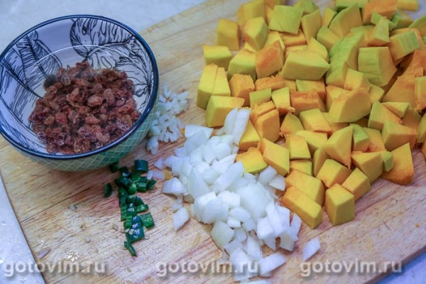 Перловка с тыквой и изюмом Перловка с тыквой и изюмом