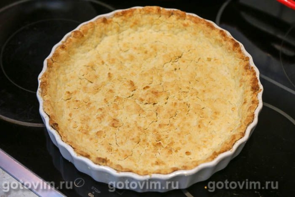 Киш с лисичками и сыром с голубой плесенью Киш с лисичками и сыром с голубой плесенью