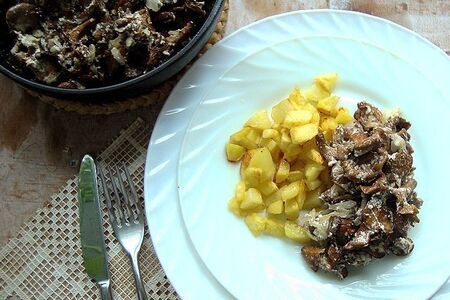 Запечённые лисички в сметане Запечённые лисички в сметане