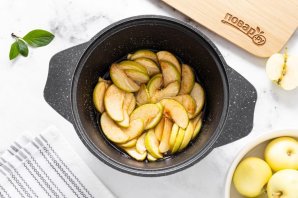 Варенье из яблок "Белый налив" Варенье из яблок "Белый налив"