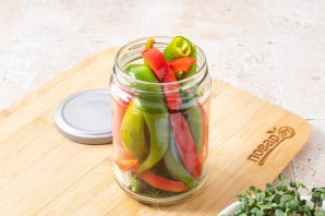 Острый перец по-армянски на зиму Острый перец по-армянски на зиму