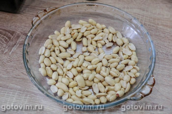 Жареный арахис со сванской солью в микроволнвке