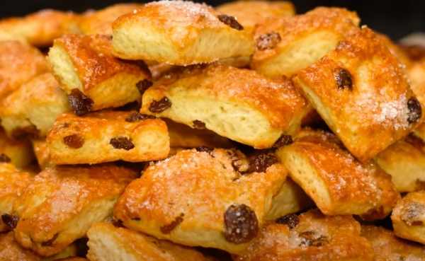 Самое вкусное творожное печенье. Простой рецепт без миксера: идеально к чаю Самое вкусное творожное печенье. Простой рецепт без миксера: идеально к чаю