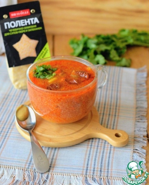 Айнтопф из поленты с копчёными колбасками