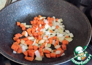 Айнтопф из поленты с копчёными колбасками