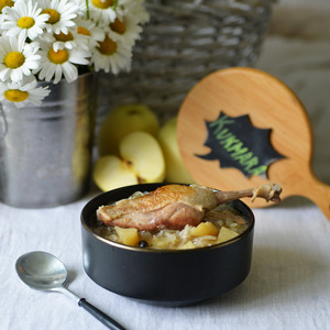 Айнтопф с уткой и маринованной капустой Айнтопф с уткой и маринованной капустой
