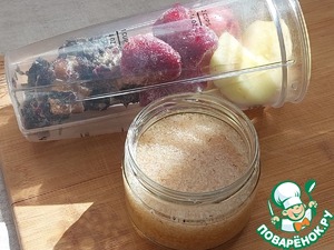 Амарантовый смузи из мангольда с клубникой Амарантовый смузи из мангольда с клубникой