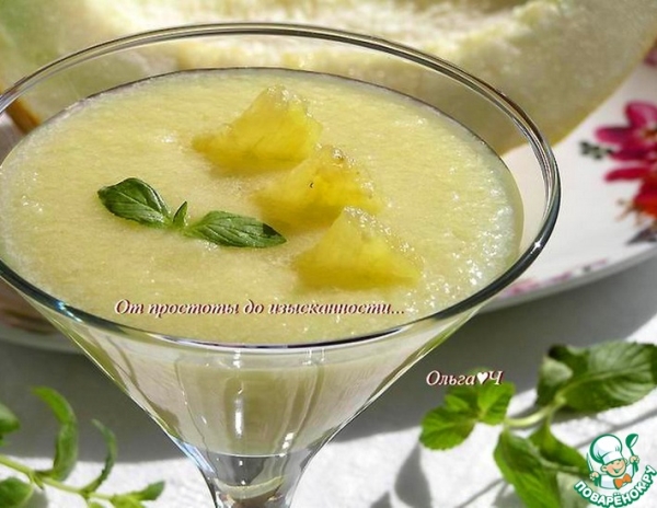 Ананасово-дынный смузи