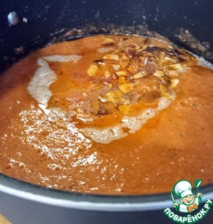 Арбузный гаспачо с миндальным маслом