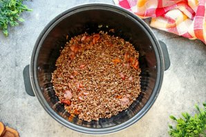 Гречка с сосиской в мультиварке Гречка с сосиской в мультиварке