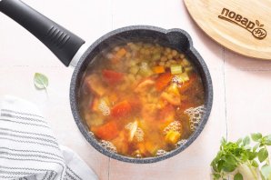 Суп с чечевицей Суп с чечевицей