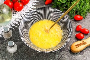 Рис в яичной обёртке "Омурайсу" Рис в яичной обёртке "Омурайсу"