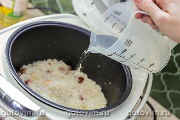 Паэлья с креветками, свининой и копчёными колбасками в мультиварке