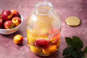 Компот из нектаринов Компот из нектаринов