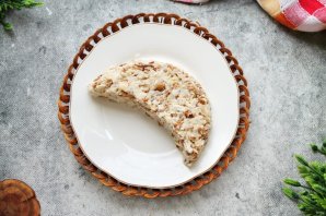 Салат "Арбузная долька" с курицей и грибами