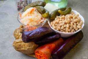 Винегрет классический с фасолью Винегрет классический с фасолью