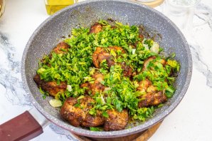 Филе куриного бедра на сковороде Филе куриного бедра на сковороде