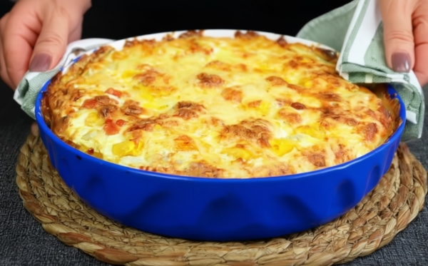 Сытно, нежно, ароматно. Картофельный пирог с курицей и сочными томатами в сливках! Сытно, нежно, ароматно. Картофельный пирог с курицей и сочными томатами в сливках!