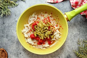 Классическое "Харчо" с солеными огурцами Классическое "Харчо" с солеными огурцами