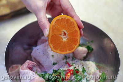 Куриные бедра с мандаринами и перцем чили Куриные бедра с мандаринами и перцем чили