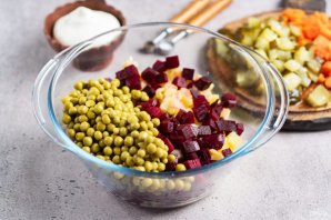 Салат винегрет с майонезом Салат винегрет с майонезом