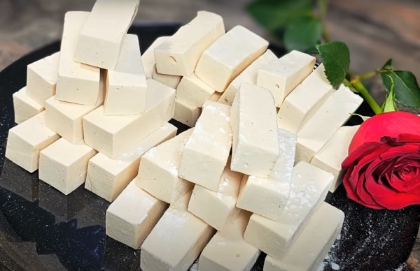 Полезный десерт. Натуральные яблочные конфеты без желатина Полезный десерт. Натуральные яблочные конфеты без желатина