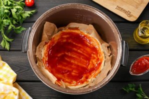 Пицца с сыром в мультиварке Пицца с сыром в мультиварке