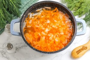 Суп рыбный из горбуши консервы Суп рыбный из горбуши консервы