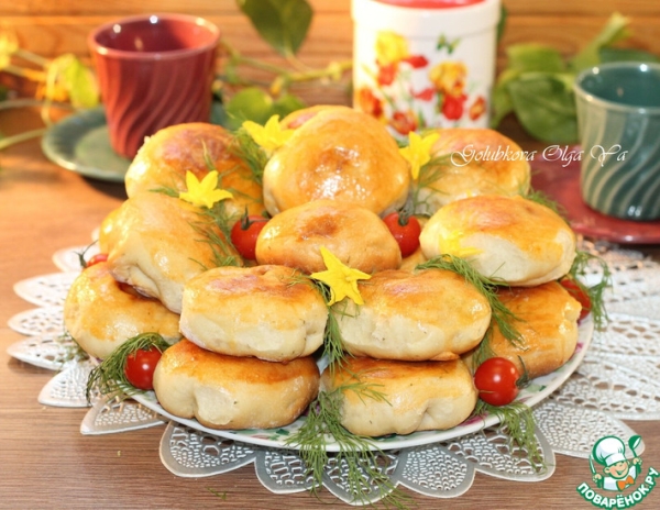 Круглые пирожки с овощами и яйцом Круглые пирожки с овощами и яйцом