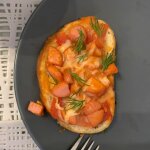 Самая ленивая пицца на батоне Самая ленивая пицца на батоне