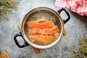 Заливное из форели Заливное из форели