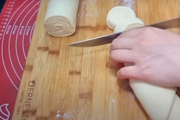 Стакан кефира и 1 яйцо: за 30 минут готовлю целую гору вкуснятины к чаю. Рецепт подходит на завтрак Стакан кефира и 1 яйцо: за 30 минут готовлю целую гору вкуснятины к чаю. Рецепт подходит на завтрак