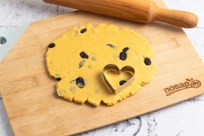 Печенье с изюмом из кукурузной муки Печенье с изюмом из кукурузной муки