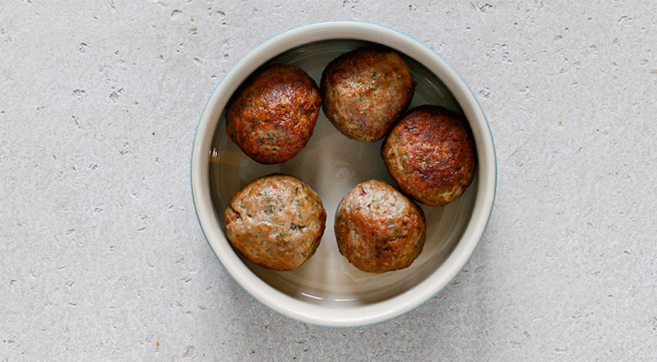 Тефтели с фасолью в горшочках, пошаговый рецепт с фото