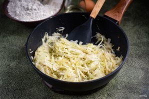 Пирожки с капустой в духовке Пирожки с капустой в духовке