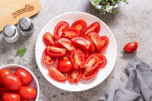 Салат на зиму из помидоров