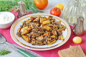 Белые грибы жареные Белые грибы жареные