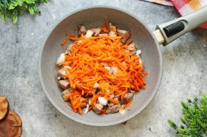 Тушеная капуста с мясом Тушеная капуста с мясом